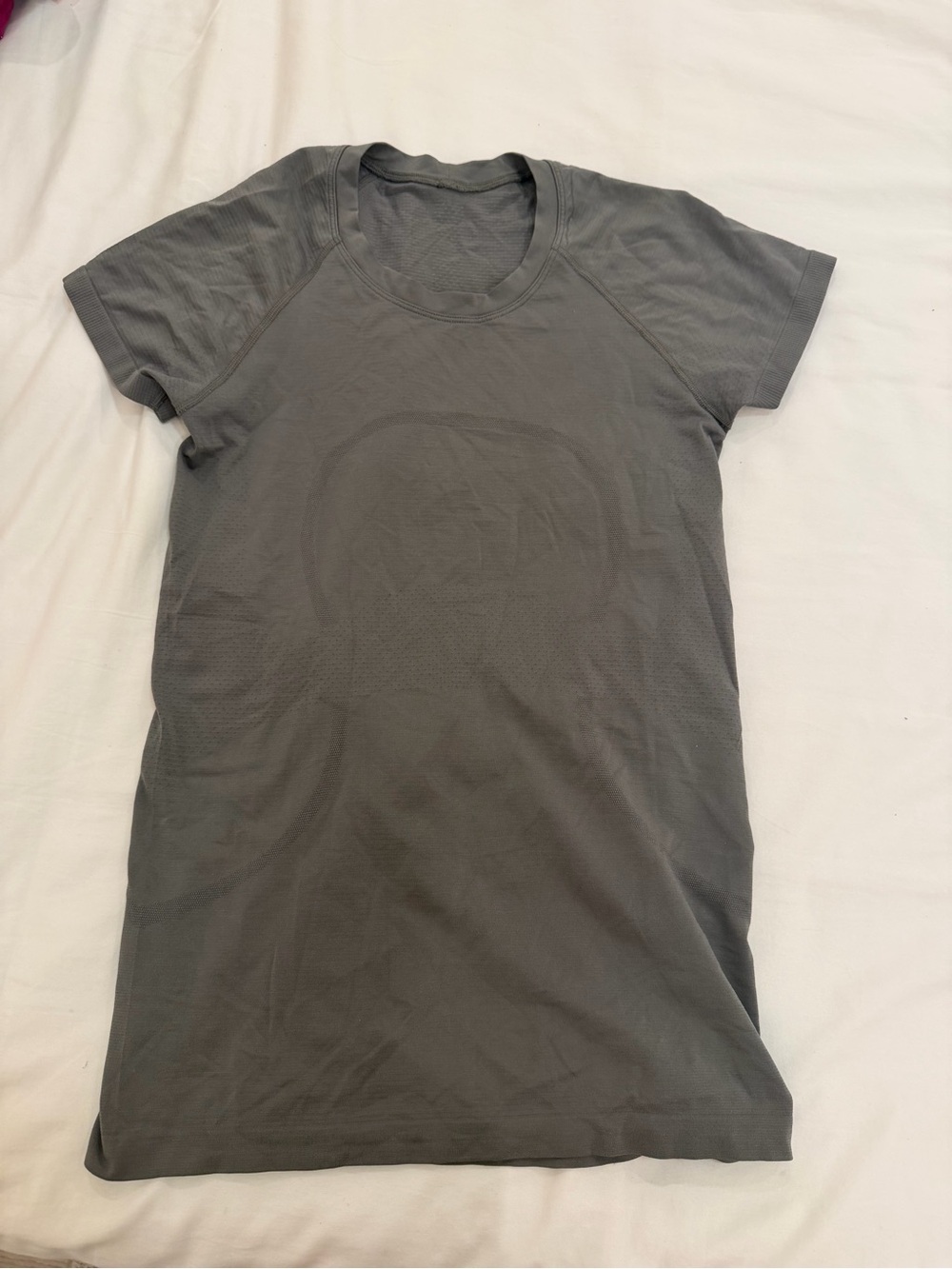 lululemon athletica Short-Sleeve Crew Neck Tee in Gray